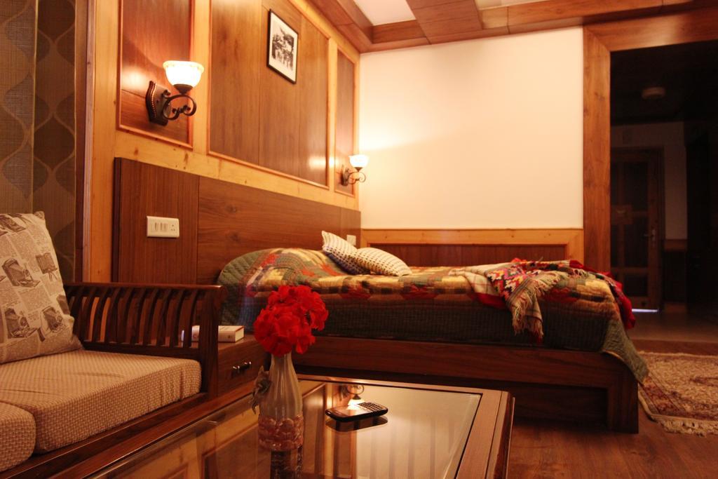 Vivaan The Sunrise Resort Manali  Room photo