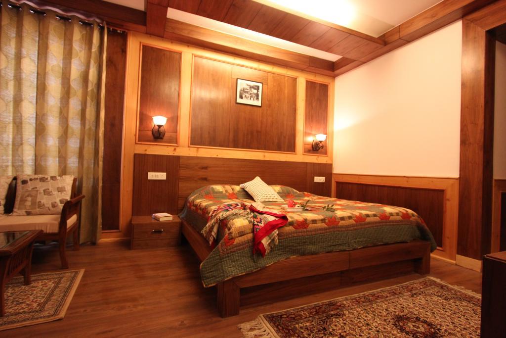 Vivaan The Sunrise Resort Manali  Room photo