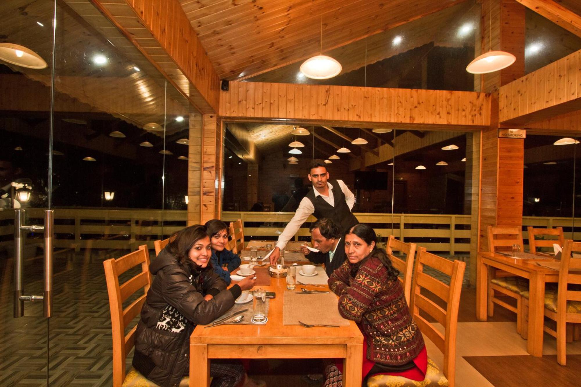 Vivaan The Sunrise Resort Manali  Exterior photo