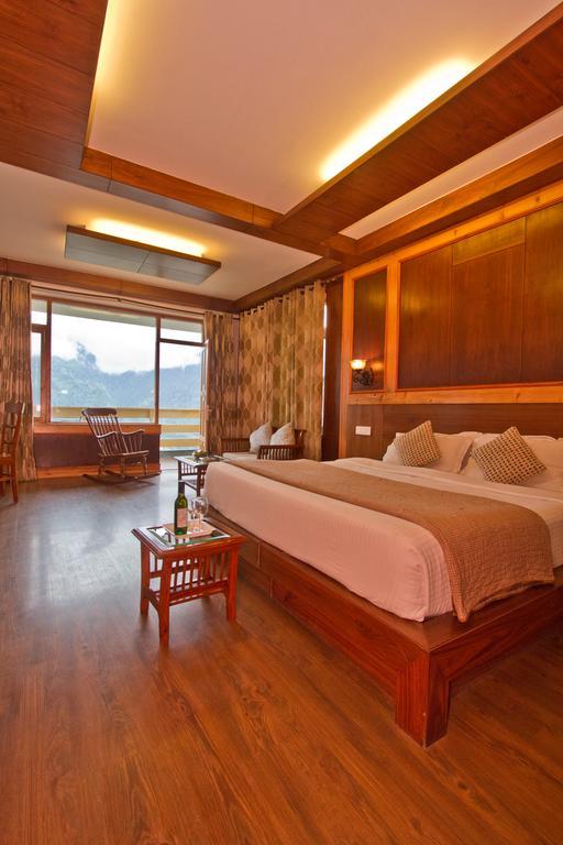 Vivaan The Sunrise Resort Manali  Exterior photo