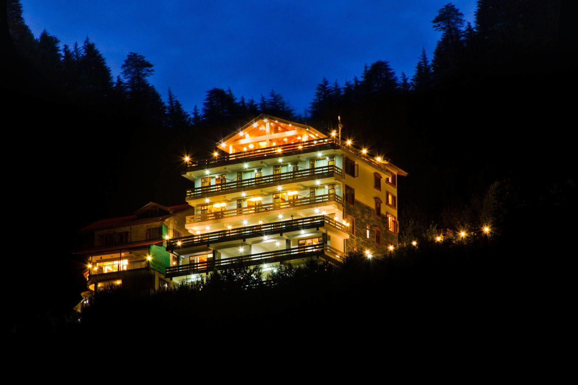 Vivaan The Sunrise Resort Manali  Exterior photo